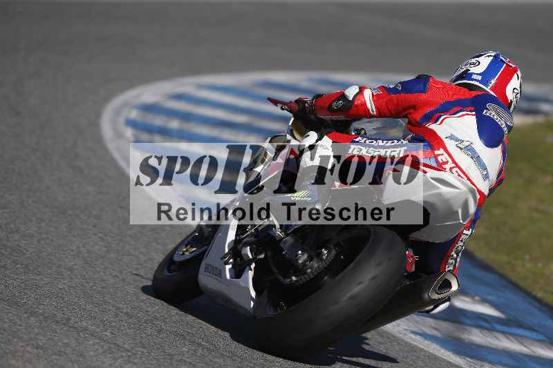 /Archiv-2024/01 26.-28.01.2024 Moto Center Thun Jerez/Gruppe gruen-green/backside